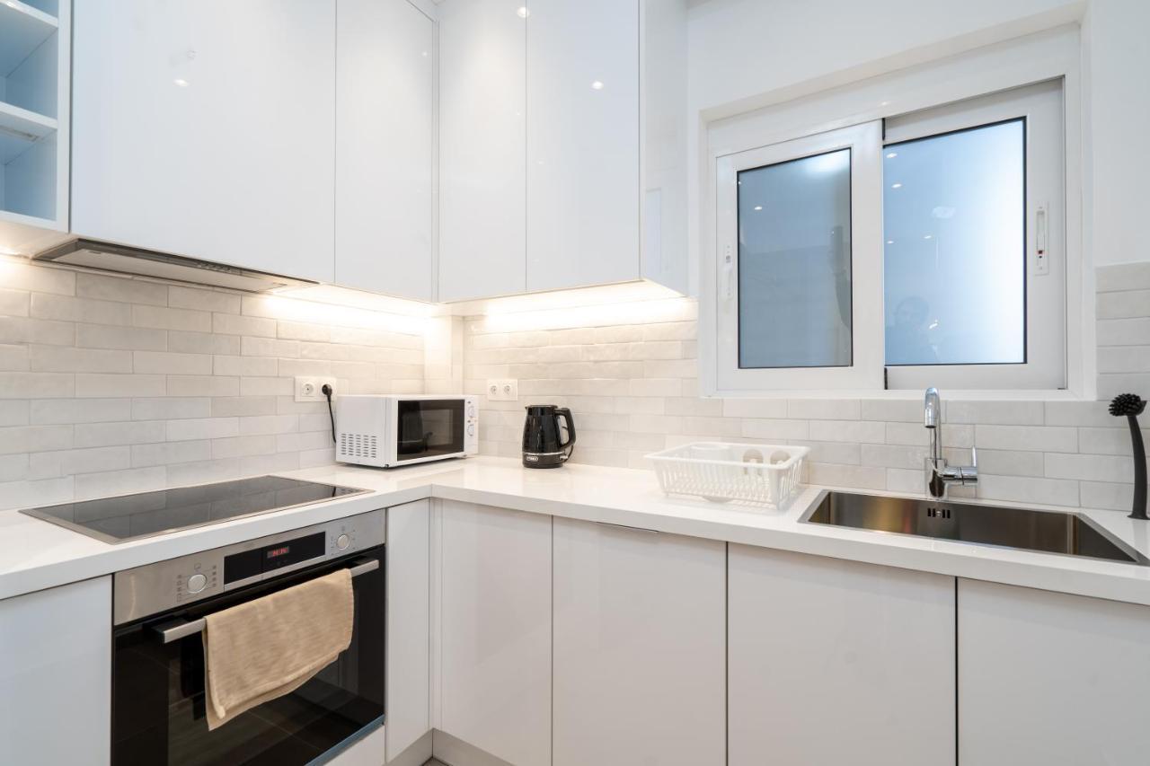 The Urban King Apartment Athena Bagian luar foto